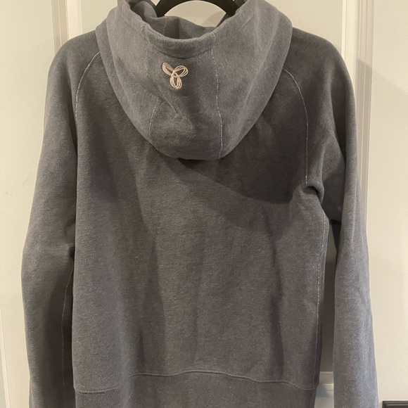 TNA/ Aritzia zip up grey hoodie - Picture 4 of 4